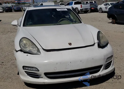 2012 Porsche Panamera 4 z USA, uszkodzony, nr VIN WP0AA2A70CL013973